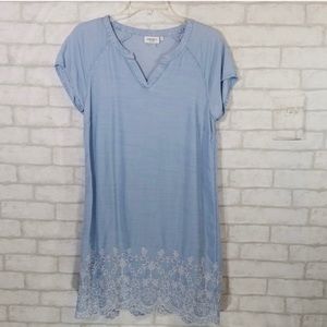 Jeans west chambray embroidered shift dress